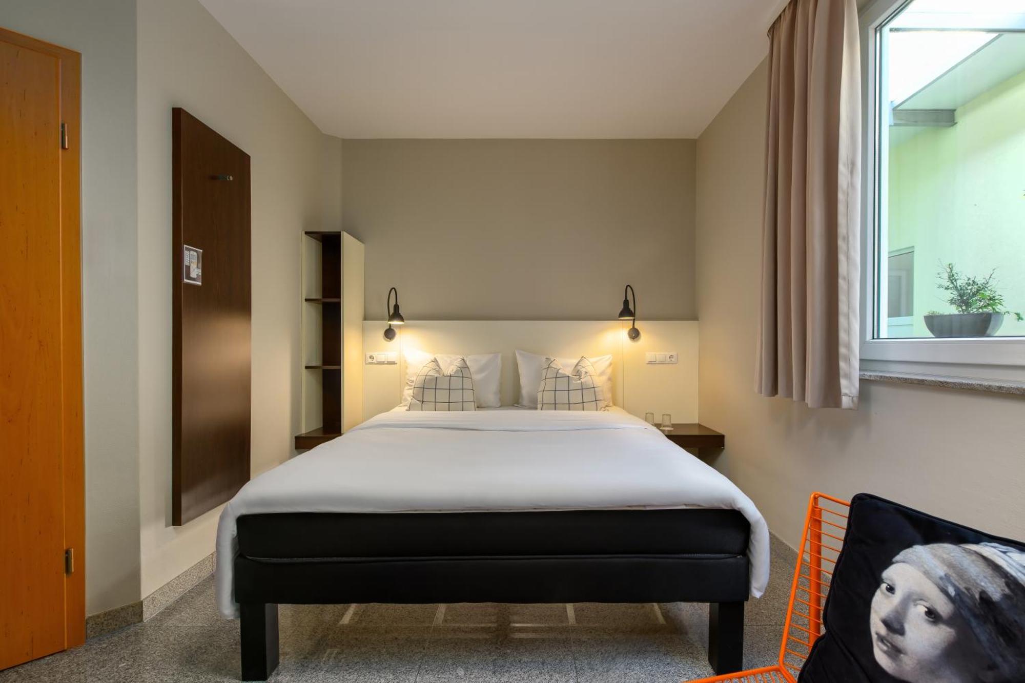 Ibis Styles West Hotel