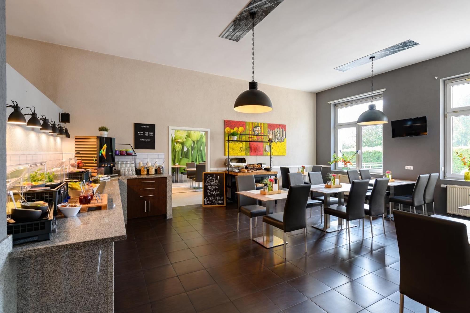Hotel Ibis Styles West